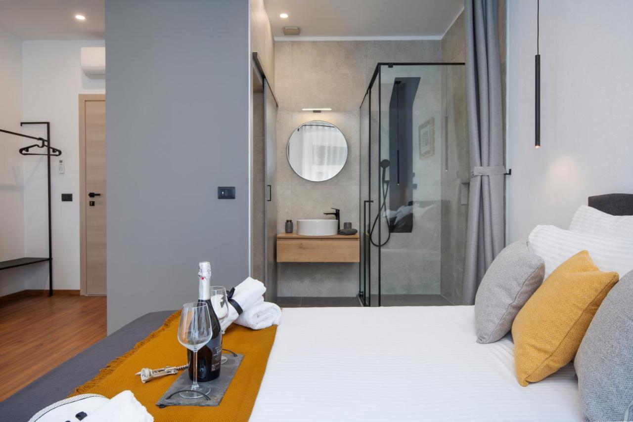 Deluxe Rooms And Apartments Korzo PUY Eksteriør bilde